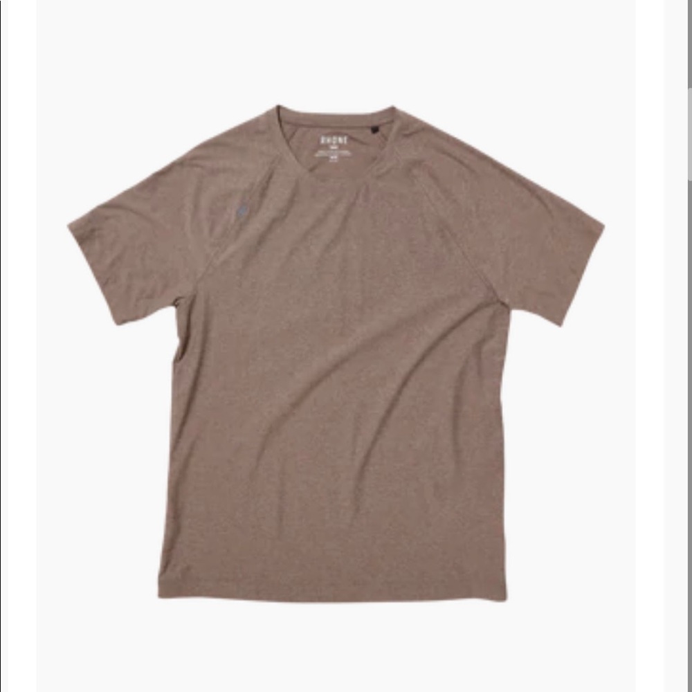 RHONE | Reign Short Sleeve Active Short Sleeve Shirt